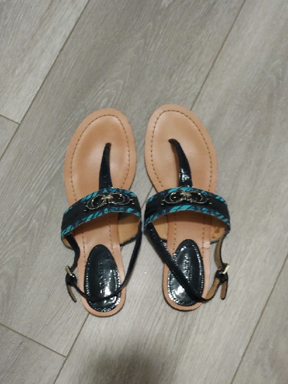 Coach Women’s Teal & Black Sandals - Picture 11 of 17